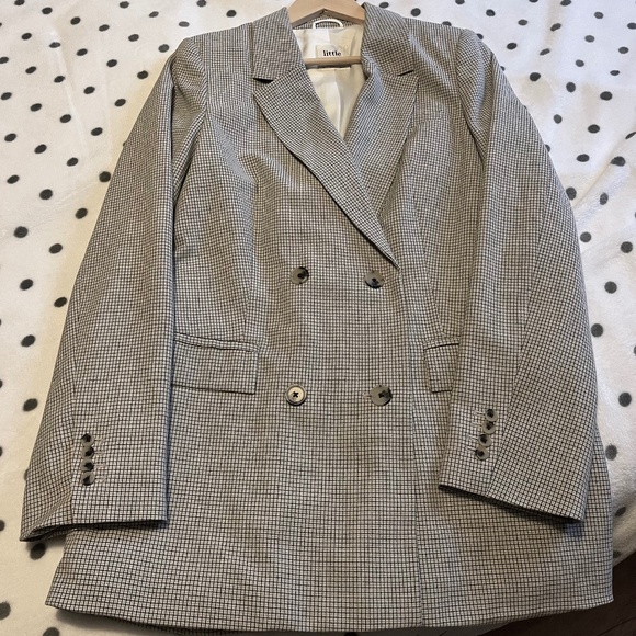 Aritzia Jackets & Blazers - Aritzia Little Moon Plaid Blazer